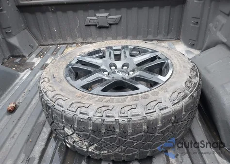 2021 Chevrolet Silverado 1500 4Wd Standard Bed Lt Trail Boss from USA, damaged, VIN 3GCPYFED9MG416135